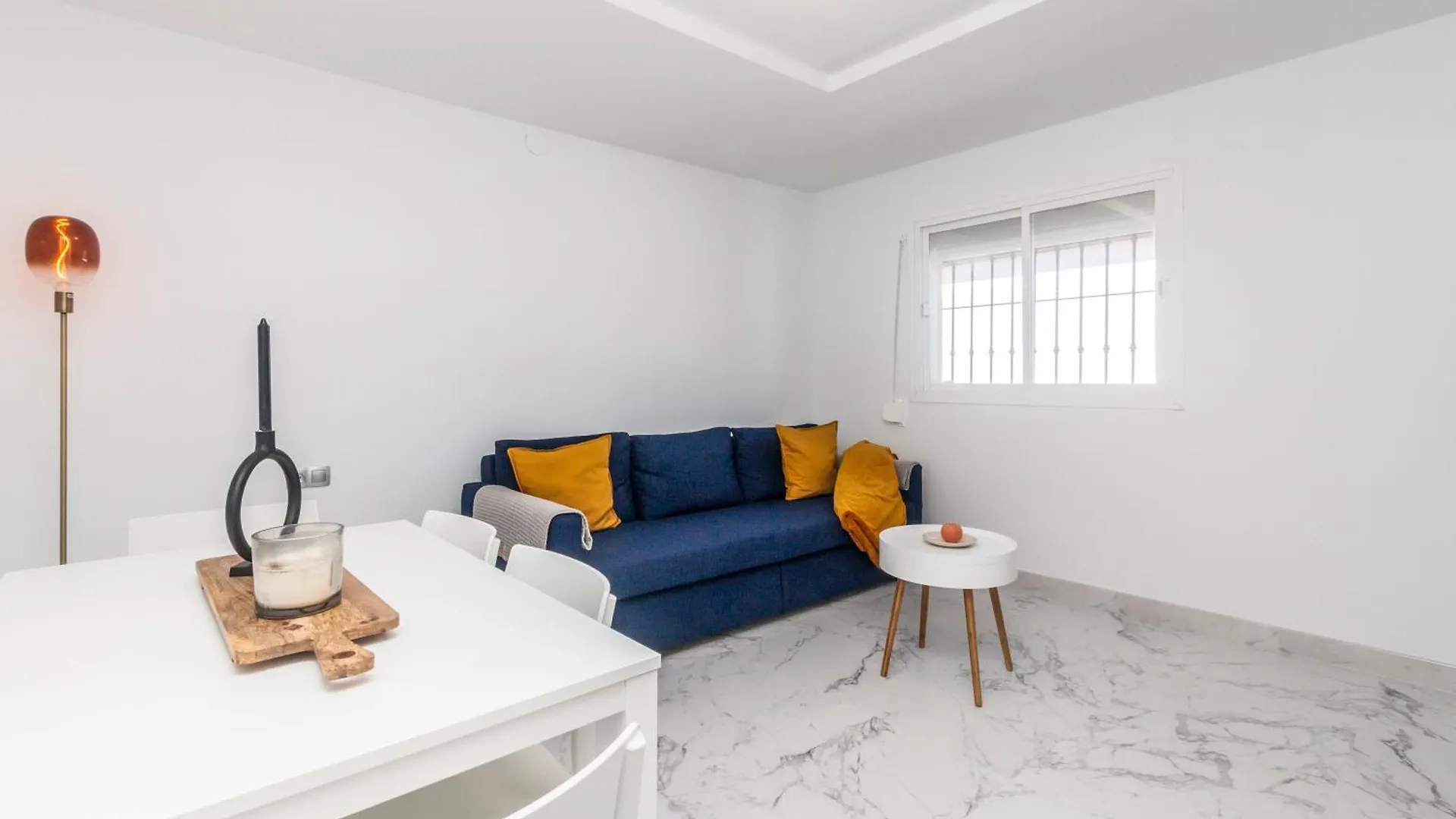 Apartamento Sotogrande Pueblo Nuevo de Guadiaro 0*,